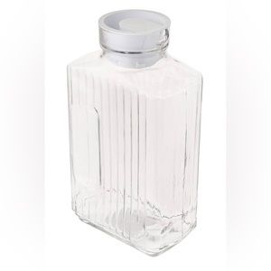 Anchor Hocking USA Glass Bistro Refrigerator Pitcher 64 oz with Rubber Stopper